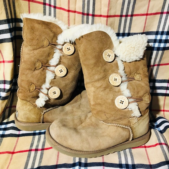 UGG Shoes - UGG Boots Size 6